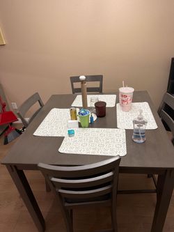 Ashley 4 seater Table