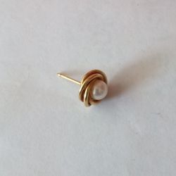 earring
