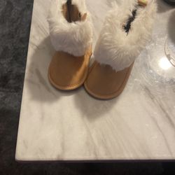 Infant Girl Booties 6-9 Months