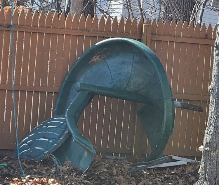 Free Swirl Slide