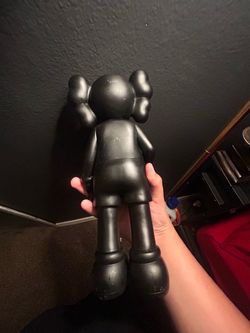 Kaws figure