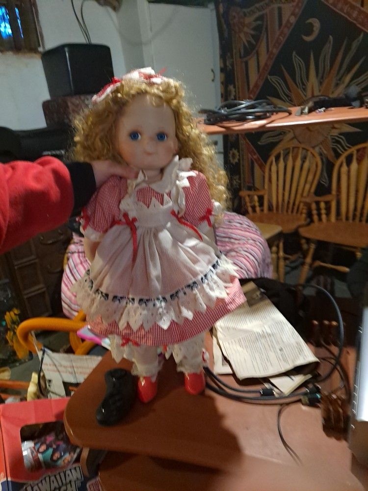 Colleen Applewhite Vintage Porcelain Doll #23 Country Cow Girl