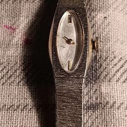 WHITTNAUR LADIES WATCH 10K RGP BEZEL 17 JEWELS WIND UP WATCH