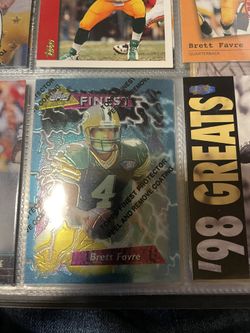 Brett Farve Refractor Card