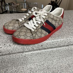 Gucci Shoes Monogram Low 