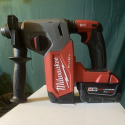 Milwaukee Hammers Drill