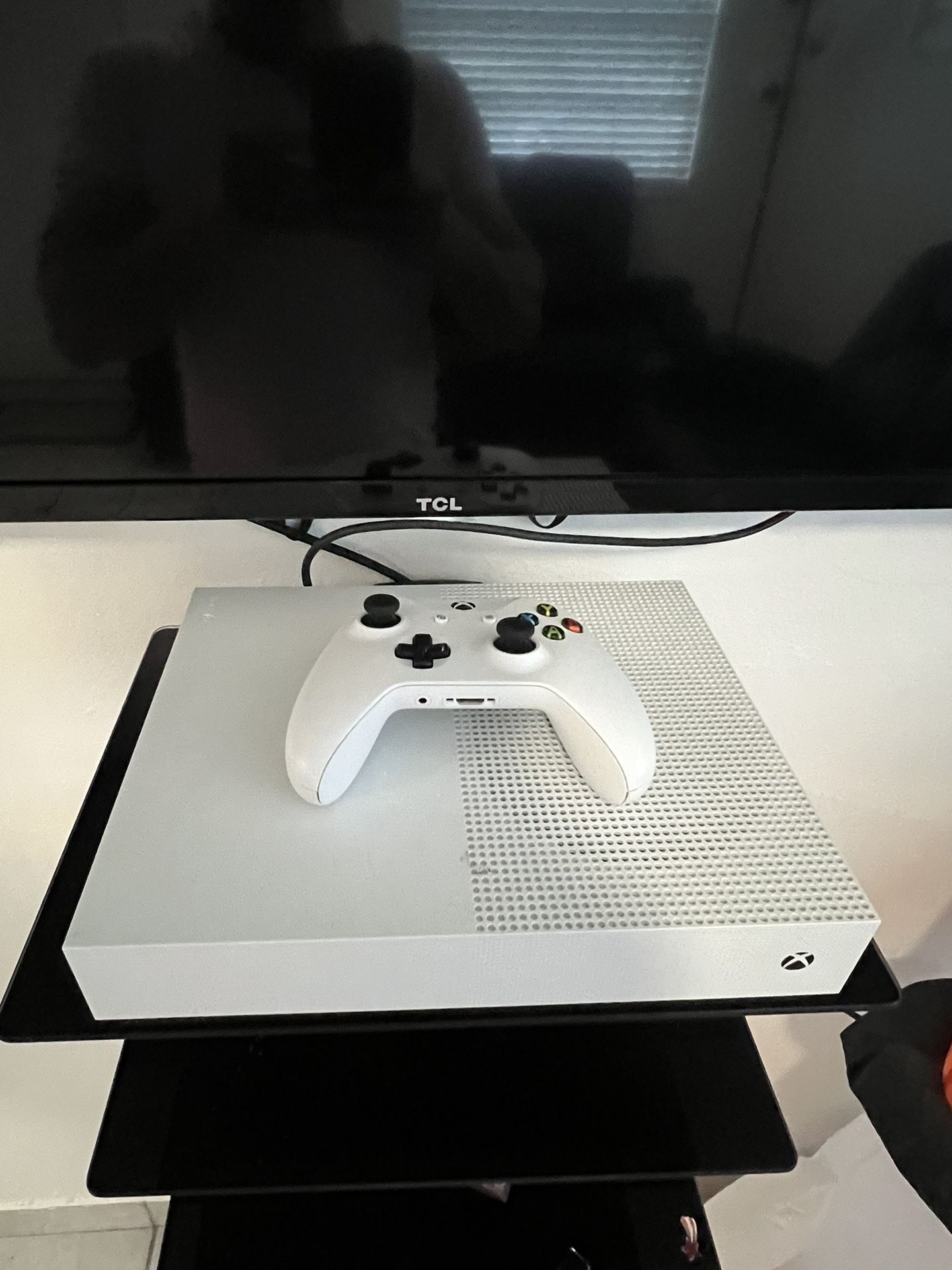 Xbox One S