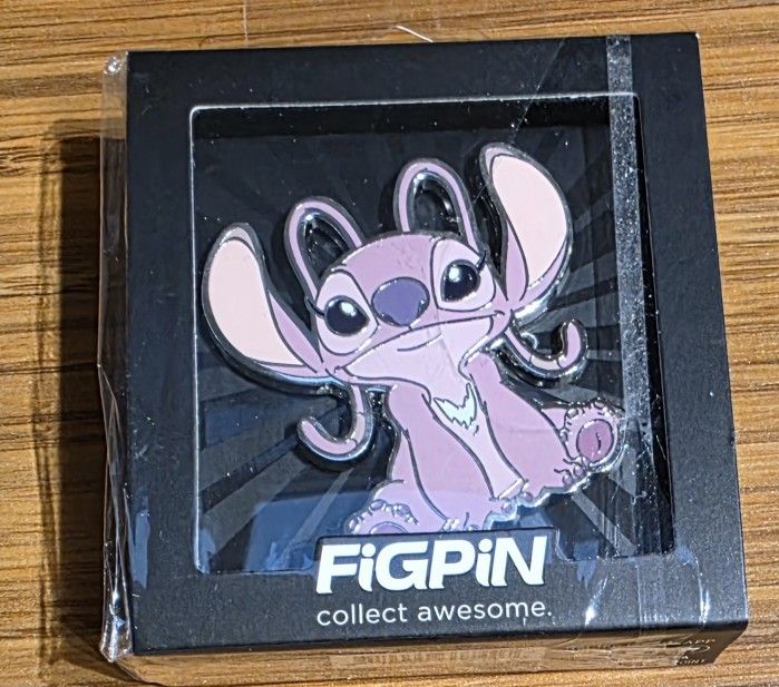 Disney Figpin - Angel