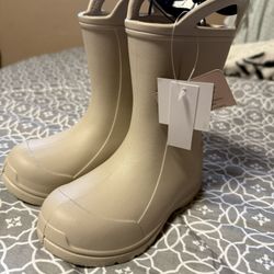 Rain boots- Girls 