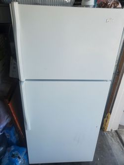 Whirlpool white refrigerator in good condition for sale