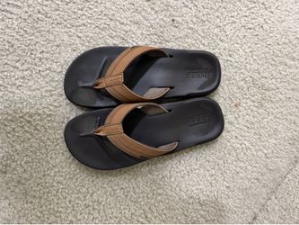 REEF Cushion Flip Flops – Men’s Size