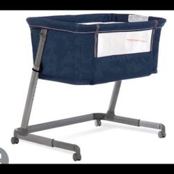 Dream On Me Waves 3-In-1 Baby Bassinet, Bedside Sleeper And -Playard, Seven Adjustable Height Position, Lightweight And Portable Bedside Bassinet, JPM