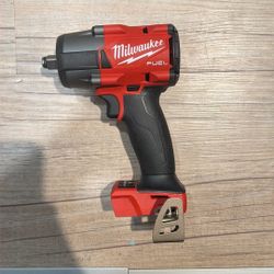 Milwaukee M18 1/2 Inch Friction Rig Mid Torque Impact Wrench