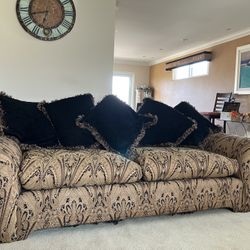 8’ Vintage Couch 