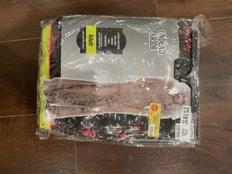 Undead bribe Costume