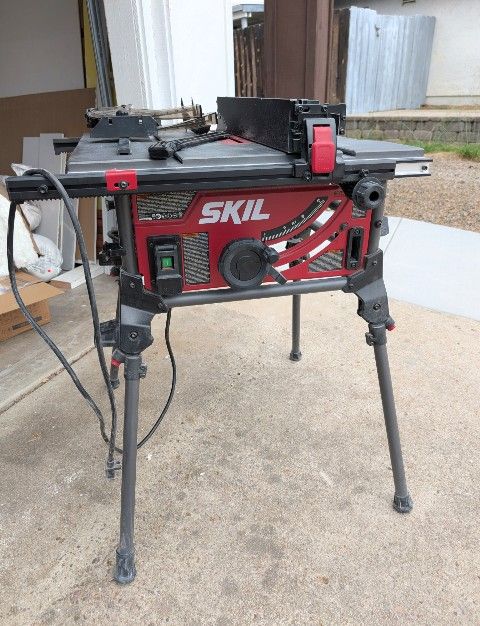 SKIL 15 Amp 10 Inch Table Saw