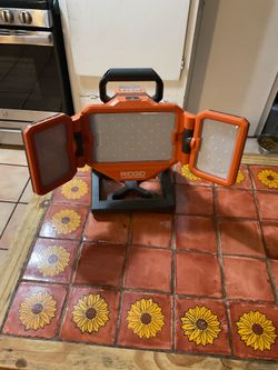 RIDGID 18 volt hybrid light tool only