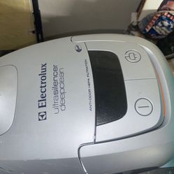 Electrolux Deep Cleaner 