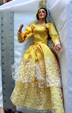 Vintage Spanish Señorita 