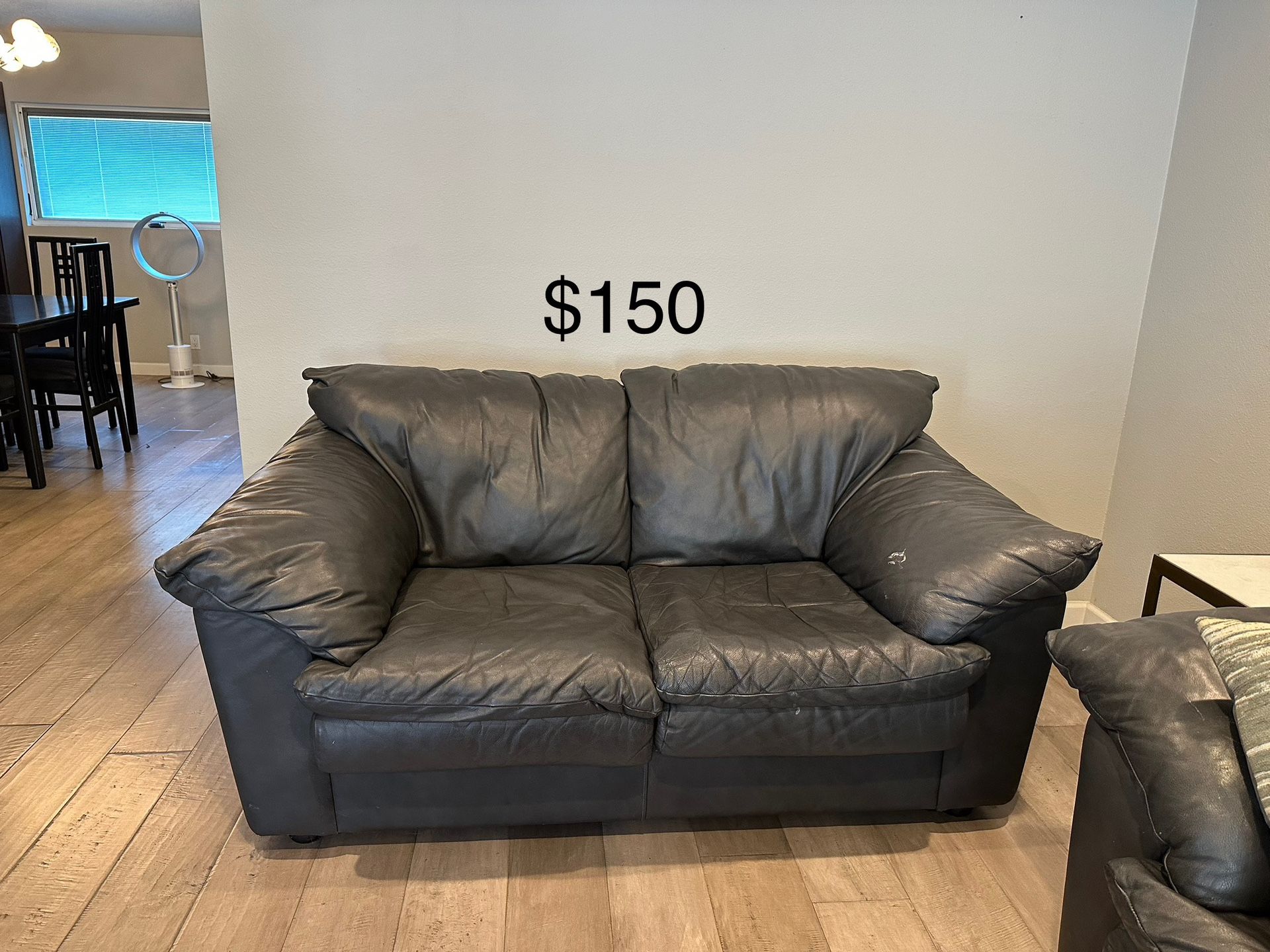 Leather Love Seat & Chair W/ottoman
