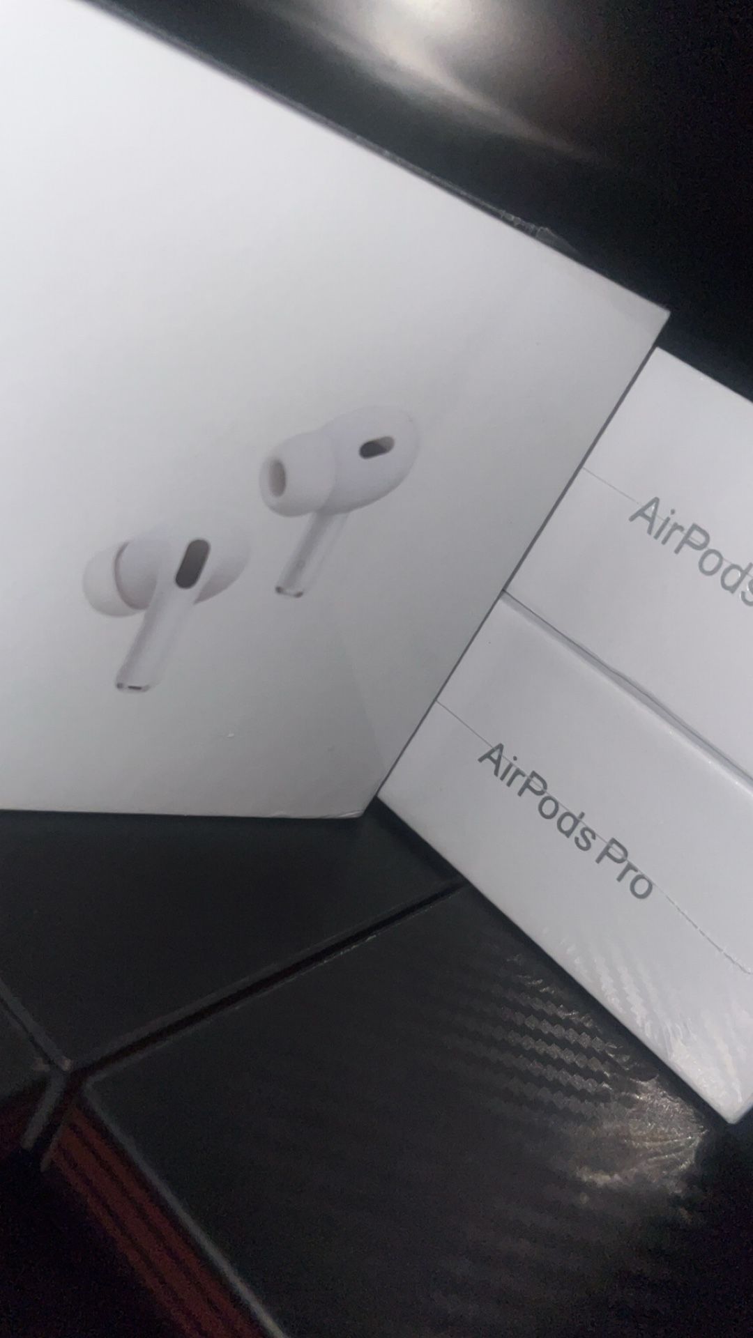 AirPod Gen 2