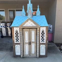Frozen Castle Playhouse  