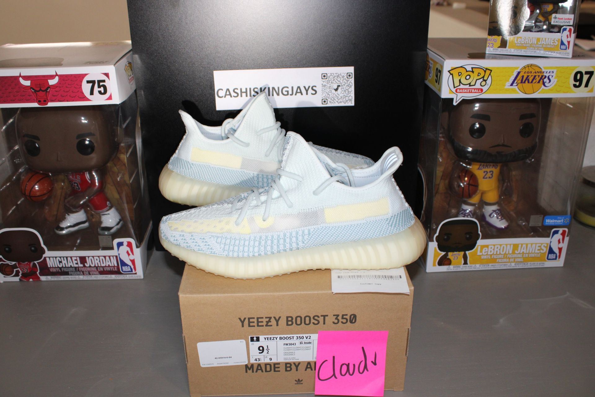 kugle Harmoni nøje adidas Yeezy Boost 350 V2 Cloud White (Non-Reflective) Size 9.5 Men ( 11  Women) Brand New Meet Ups at IKEA ONLY for Sale in Las Vegas, NV - OfferUp