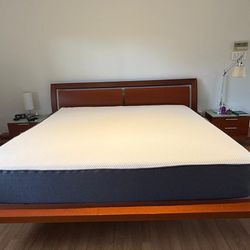 King Size Bed And Mattress Very Good Condition 
