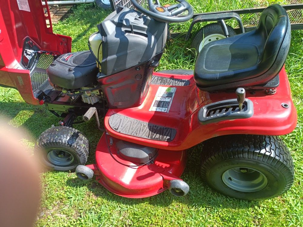 Craftsman Riding Mower 