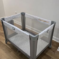 Pack N Play Graco Like New