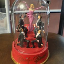 Marilyn Manroe Globe