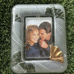 New Rare VTG Vintage lead crystal art glass 5x7” picture frame