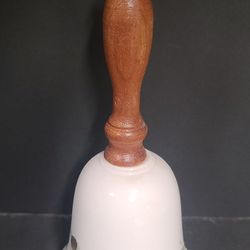 Beautiful Vintage Noel Holly Bell By Royal Grafton With Wooden Handle 
