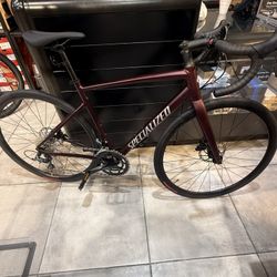 Road Bike - Specialized Alley 