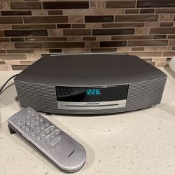 Bose Wave Radio/CD player 