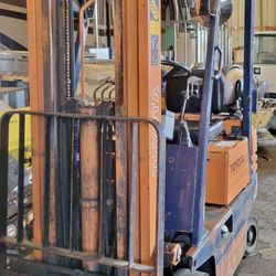 Toyota Forklift Propane 3 Stage 3000lbs 