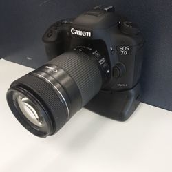 Canon EOS 7D Mark ii Digital SLR 