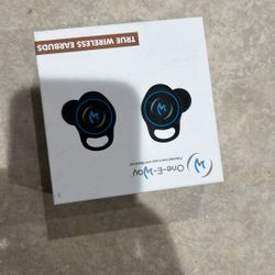 Earbuds Y AudĂfonos