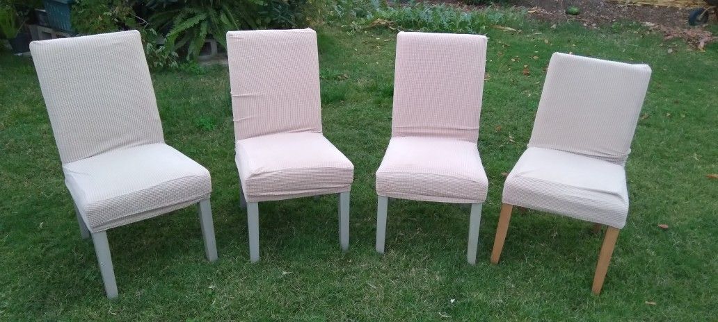 4 Chairs