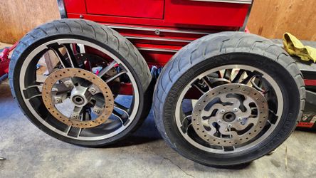 Harley Davidson Mag Wheels