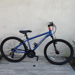 Gravity Basecamp Mountain Bike 