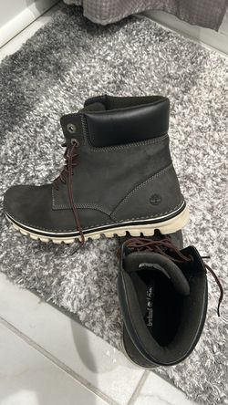 Botas de mujer timberland número 8.