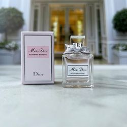 Miss Dior Blooming Bouquet Eau de Toilette 5ml/0.17oz New in Box