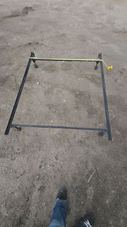 Metal Bed Frame Rails with Wheels, Full size and adjustable