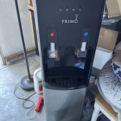 Primo water dispenser bottom loading