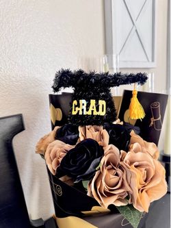 GRADUATION BOUQUETS