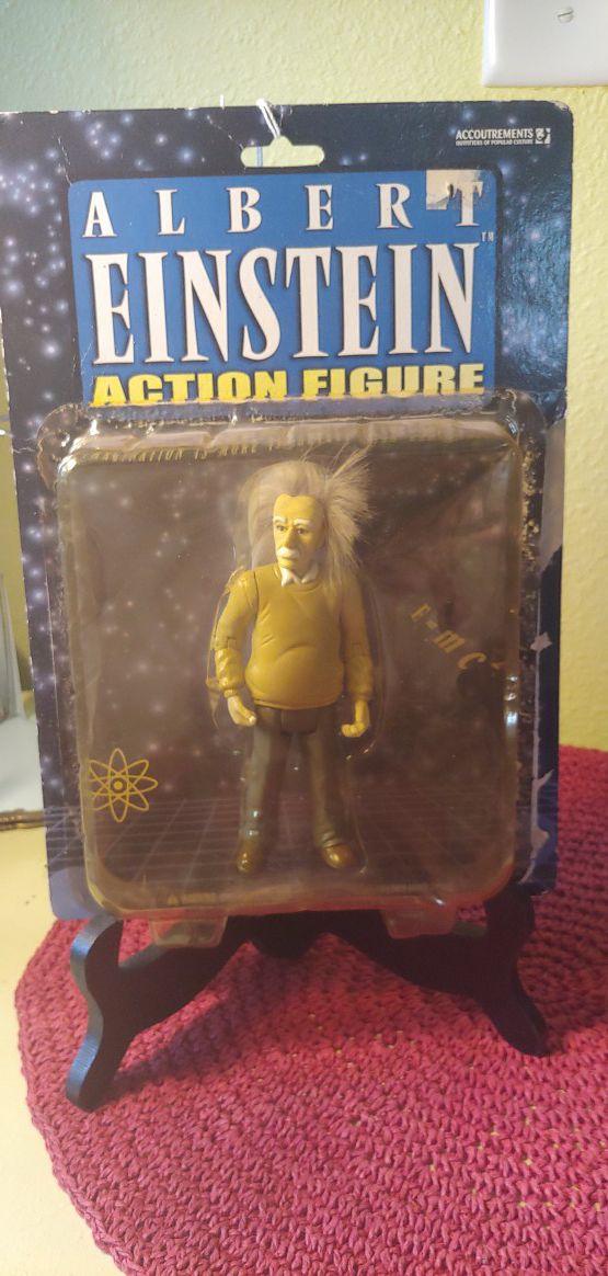 COLLECTOR ACTION FIGURES