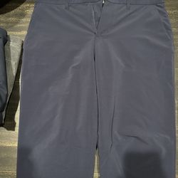 Fabletics The Only Pants Men’s Large Navy