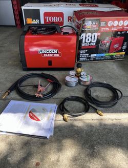 Lincoln Electric 180 Amp Weld-Pak 180 HD MIG Wire Feed Welder with Magnum 100L Gun, Gas Regulator,