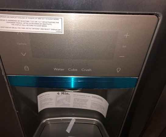 Brand New Frigidaire Gallery Side by Side Refrigerator (Model:LGHX2636TF) L